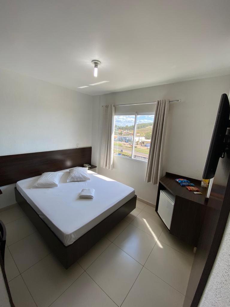 Hotel Rota Do Sol Patrocínio Buitenkant foto